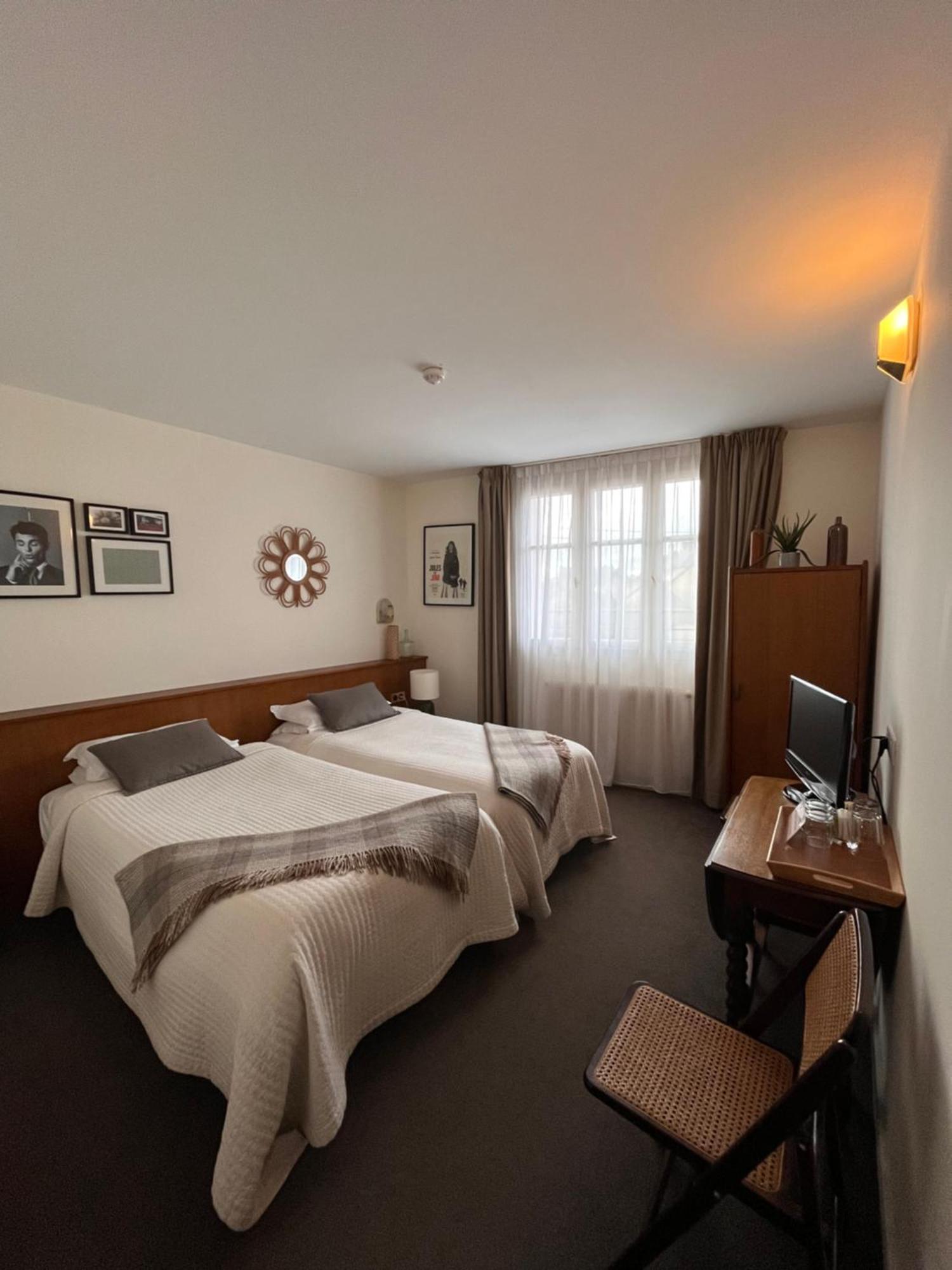 Le Temeraire Hotel Charolles Buitenkant foto