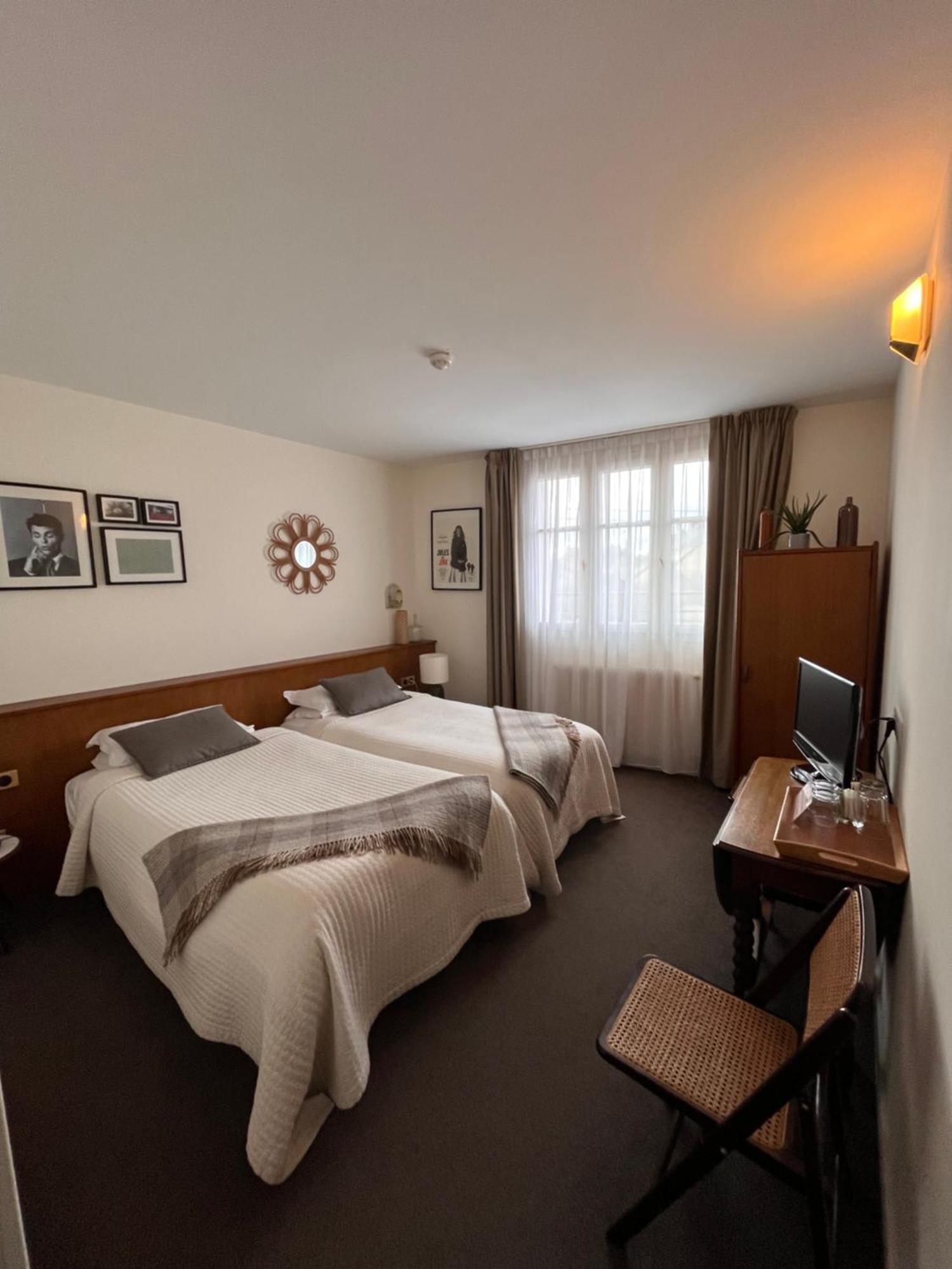 Le Temeraire Hotel Charolles Buitenkant foto
