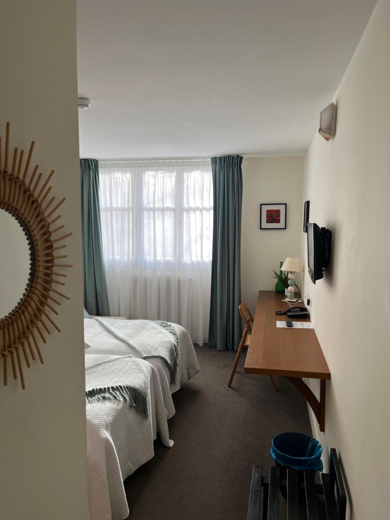 Le Temeraire Hotel Charolles Buitenkant foto